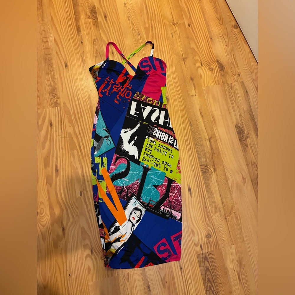Y2K Uptown USA bodycon midi dress colorful newspaper graphic club dress small